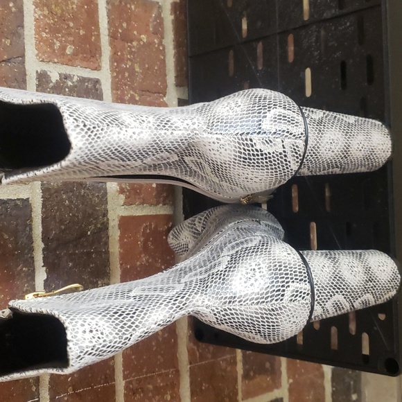 Cape Robbin booties. - Picture 5 of 9